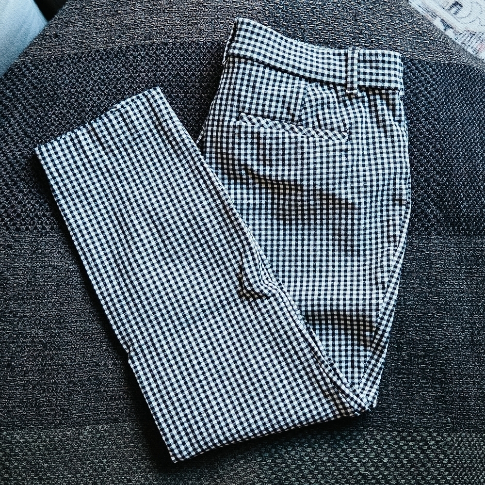 Gap Gingham Skinny Ankle Pants (Size 6)